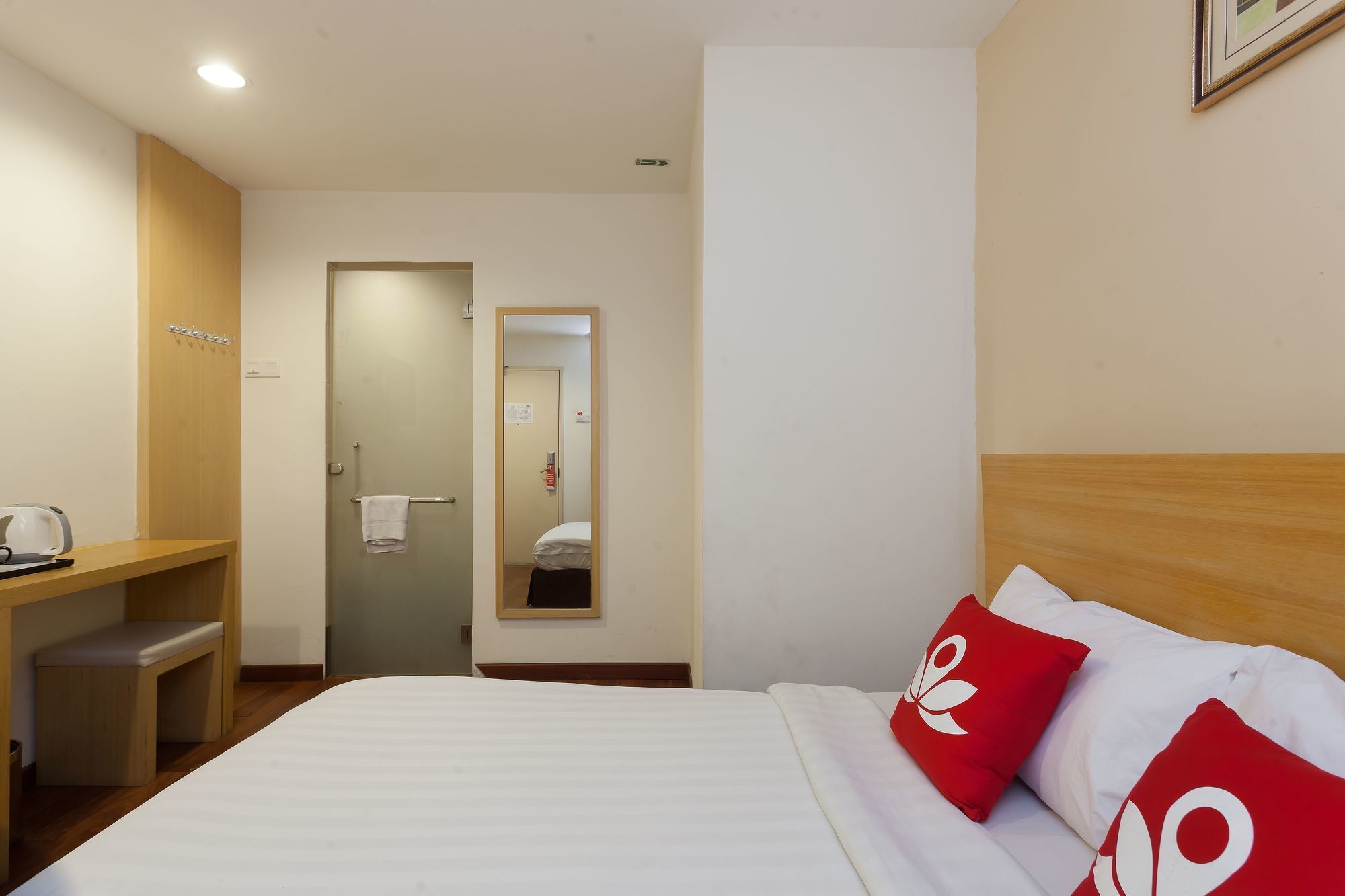 Zen Rooms Opposite Ymca Kuala Lumpur Esterno foto
