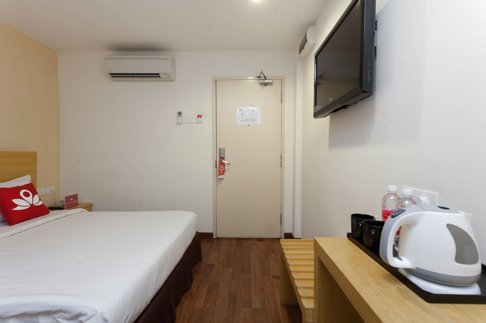Zen Rooms Opposite Ymca Kuala Lumpur Esterno foto
